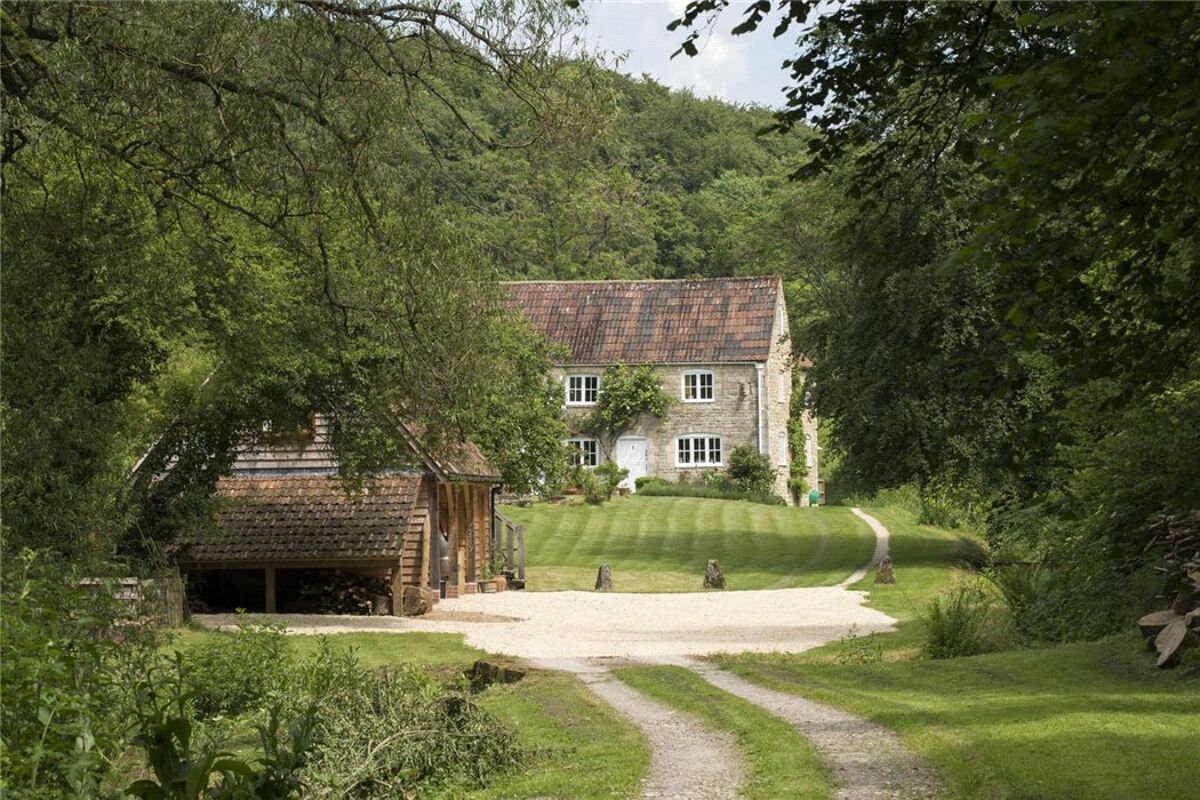 house for sale in Frampton Mansell, Stroud, Gloucestershire, GL6