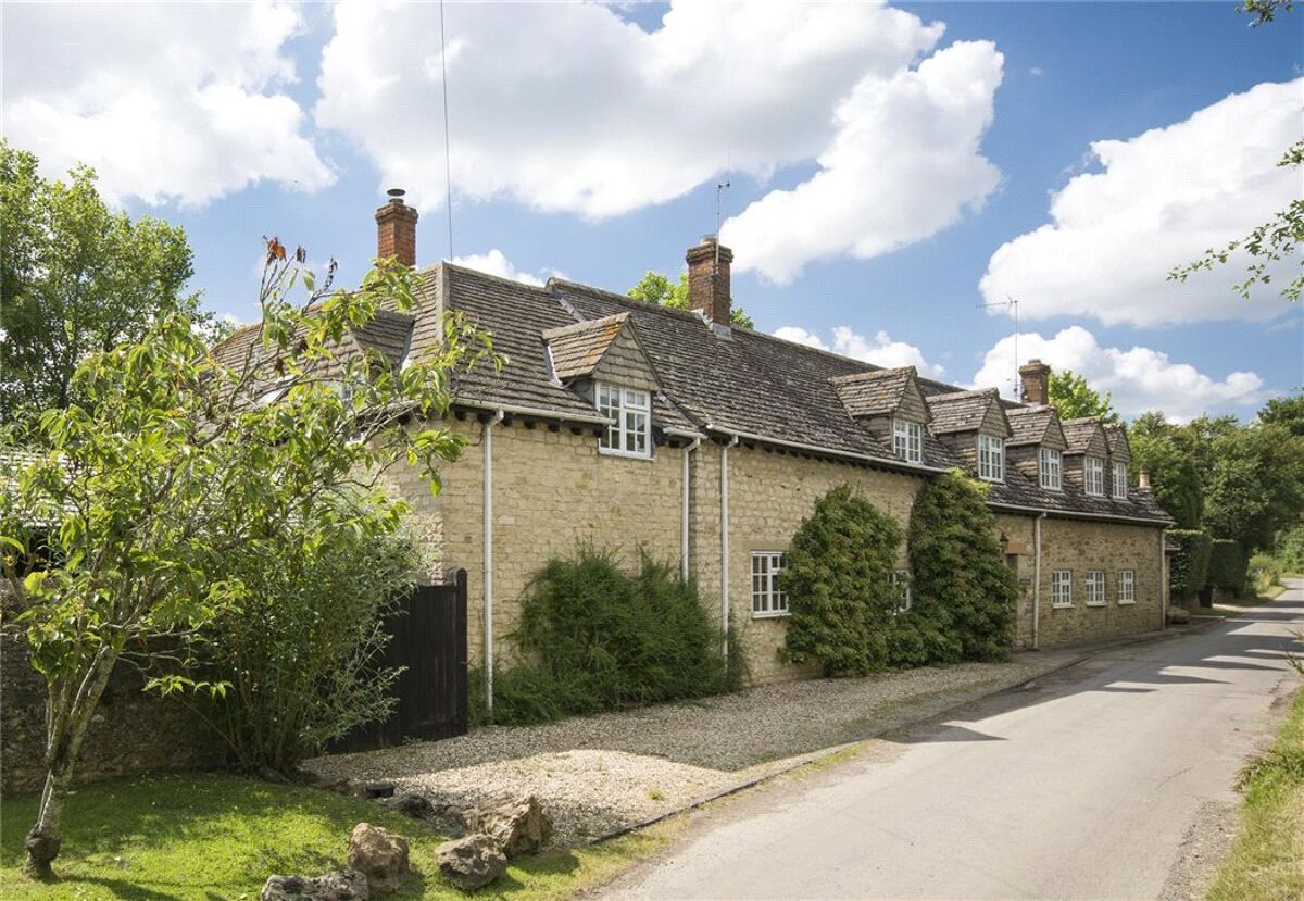 house for sale in Roves Lane, Sevenhampton, Swindon, Wiltshire, SN6