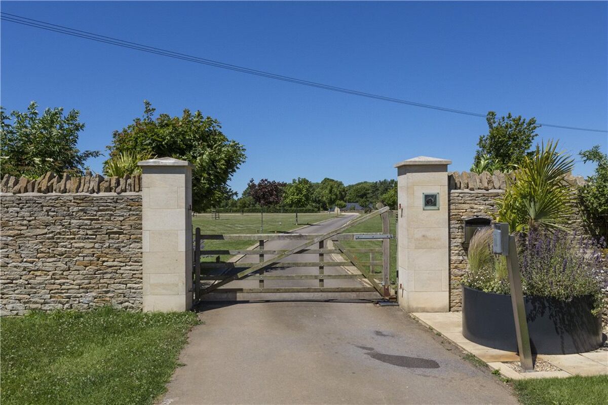 house for sale in Quarry Hill, Bibury, Cirencester, Gloucestershire