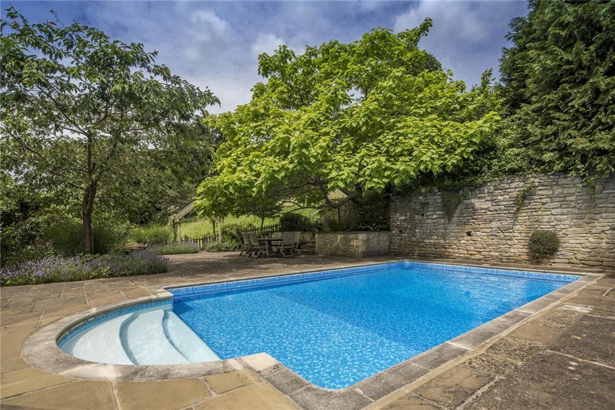 house for sale in Avening, Tetbury, Gloucestershire, GL8 CIR160057