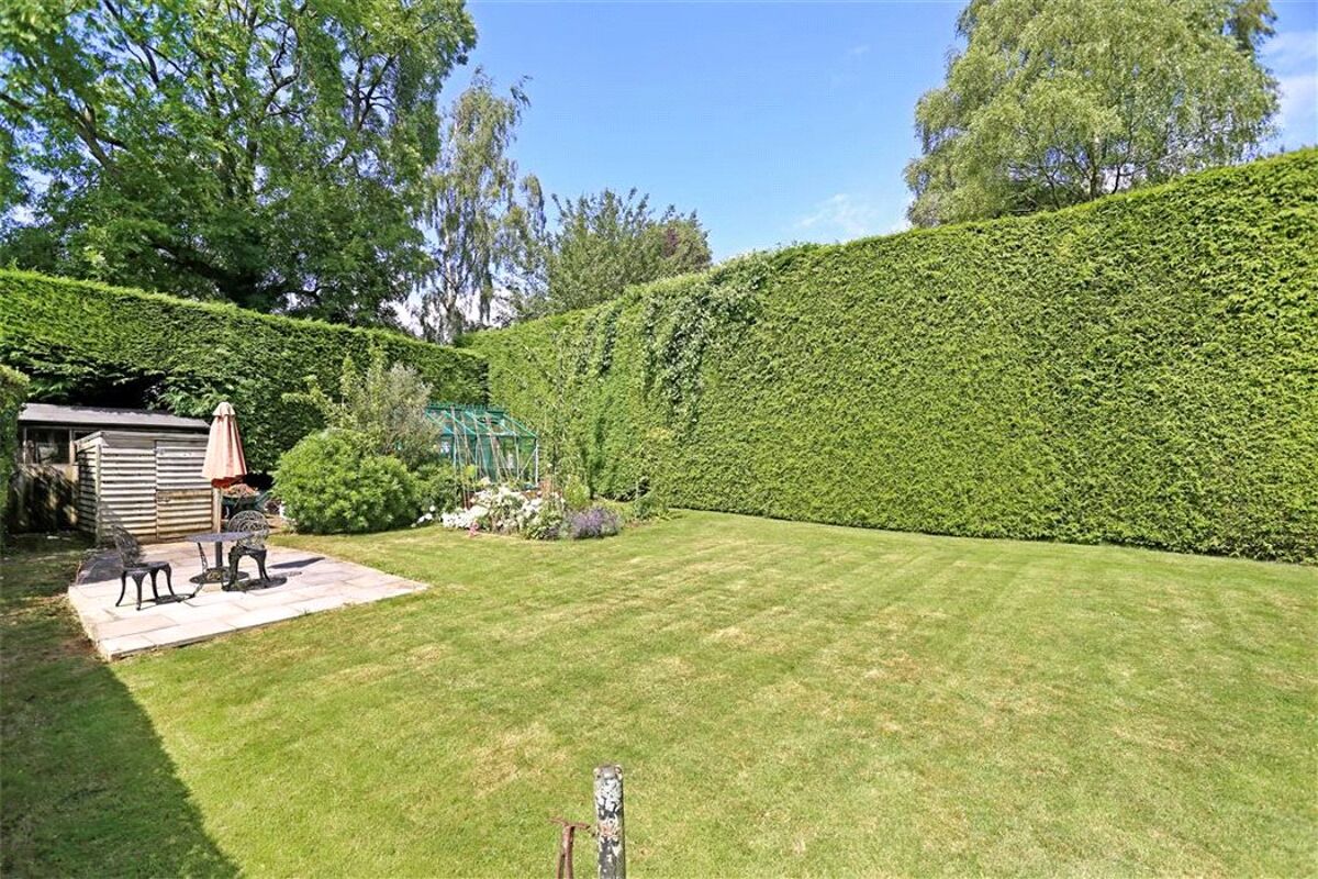 house for sale in Pinfarthings, Amberley, Stroud, Gloucestershire, GL5