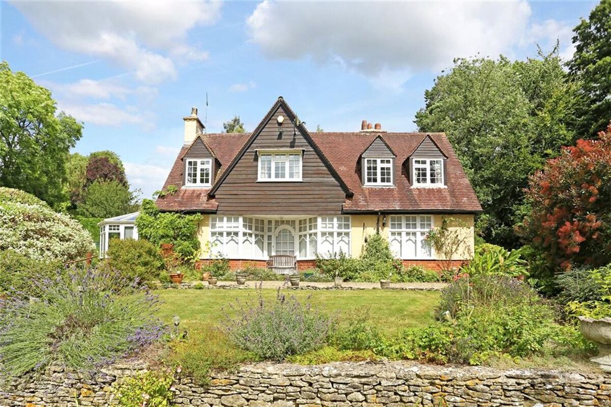 house for sale in Pinfarthings, Amberley, Stroud, Gloucestershire, GL5