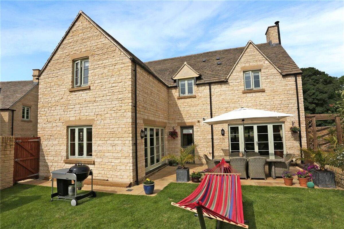 house for sale in Savory Way, Cirencester, Gloucestershire, GL7