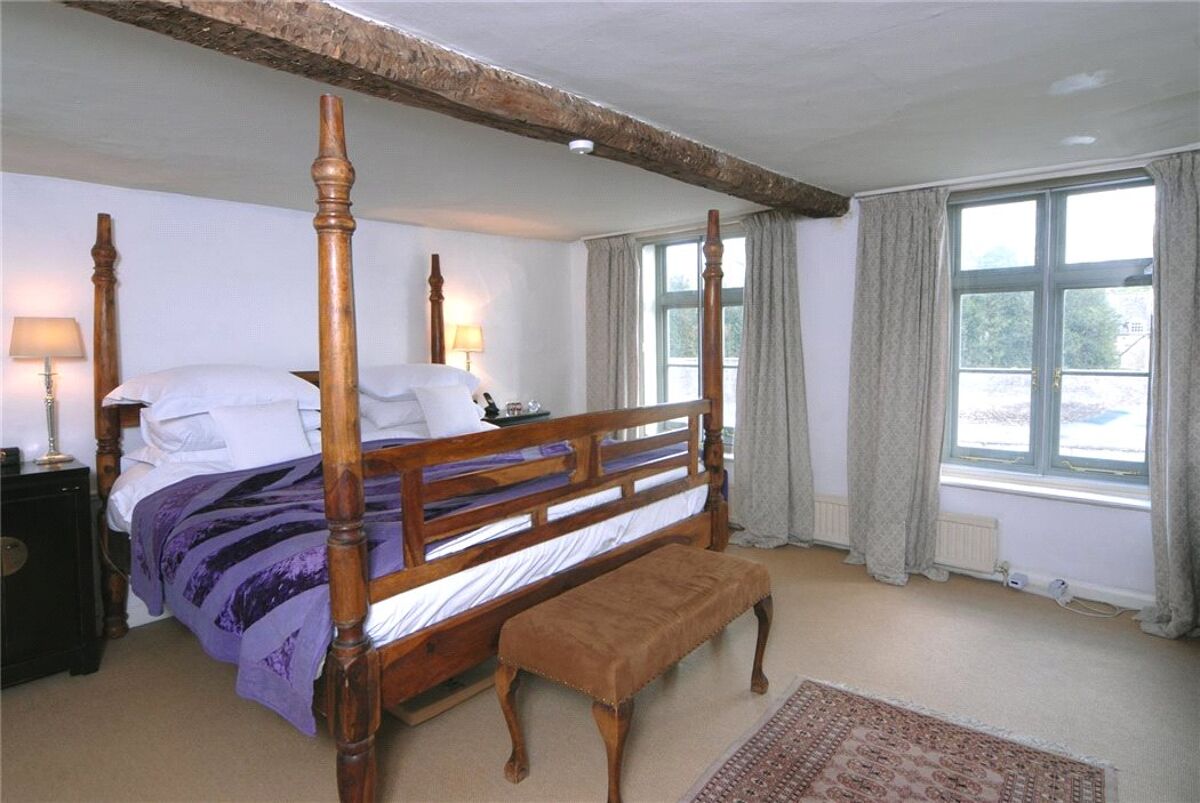 house for sale in Milton Street, Fairford, GL7 CIR160312 Knight Frank