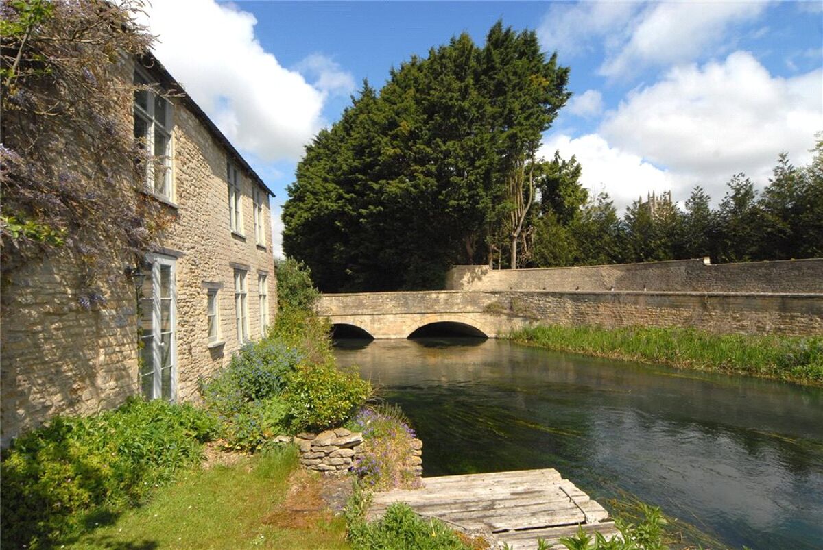 house for sale in Milton Street, Fairford, GL7 CIR160312 Knight Frank