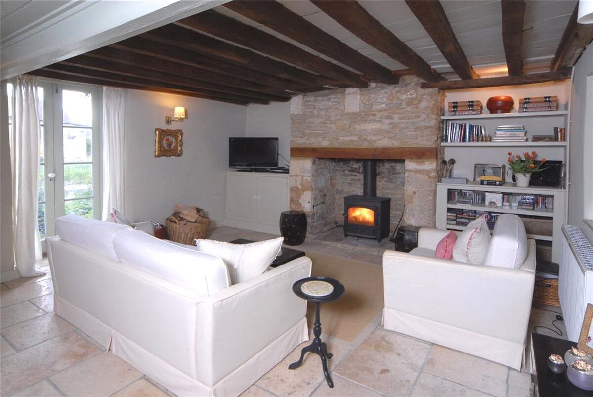 house for sale in Milton Street, Fairford, GL7 CIR160312 Knight Frank