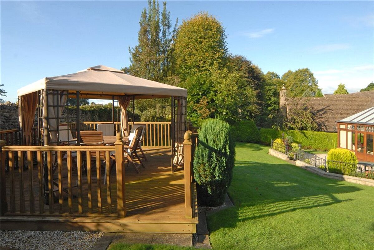 house for sale in Moor Court, Rodborough Common, Stroud, Gloucestershire, GL5 CIR170025