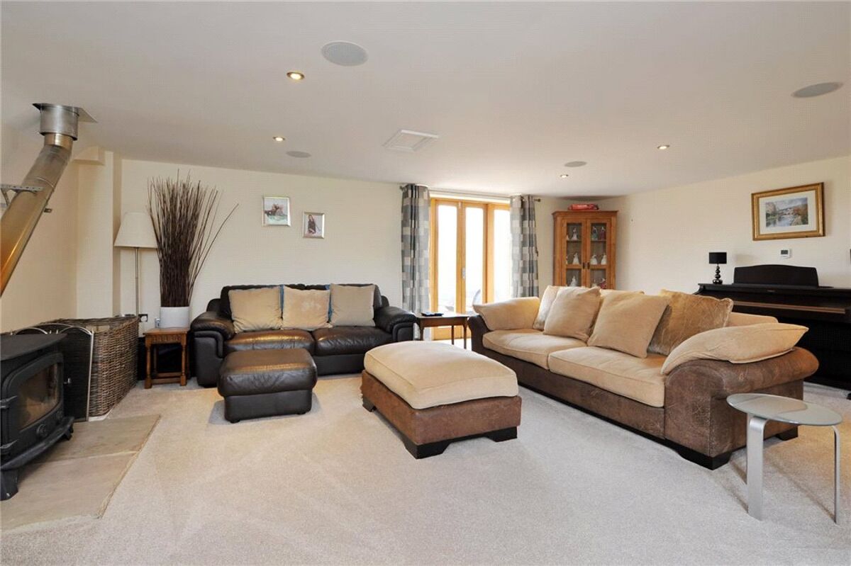 house for sale in Dauntsey, Chippenham, Wiltshire, SN15 CIR170077