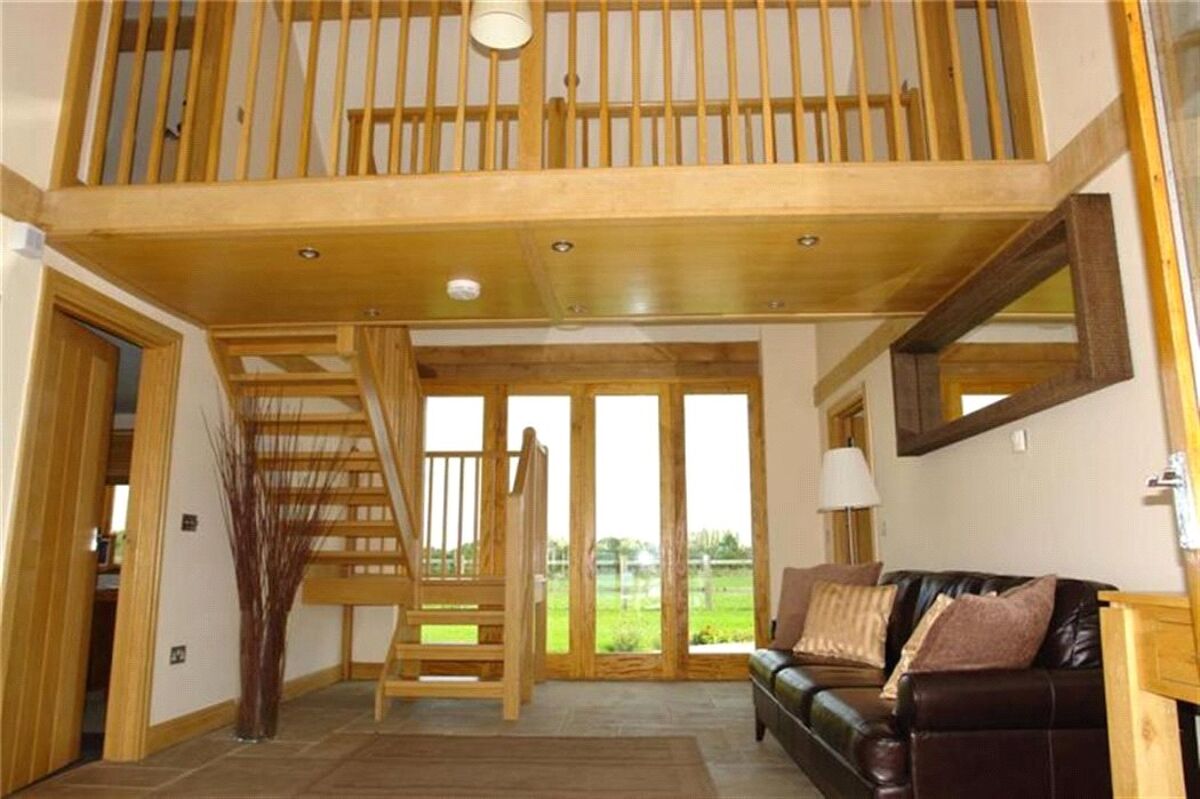 house for sale in Dauntsey, Chippenham, Wiltshire, SN15 CIR170077