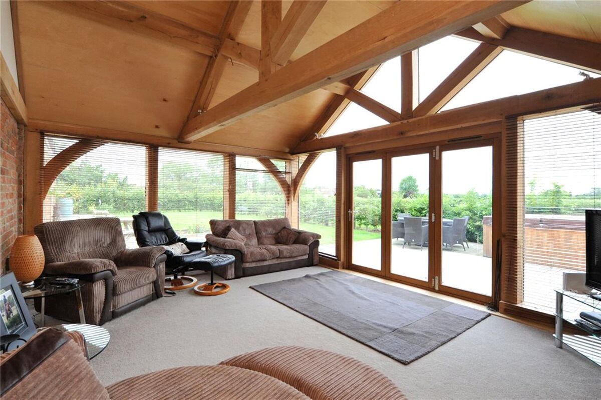 house for sale in Dauntsey, Chippenham, Wiltshire, SN15 CIR170077