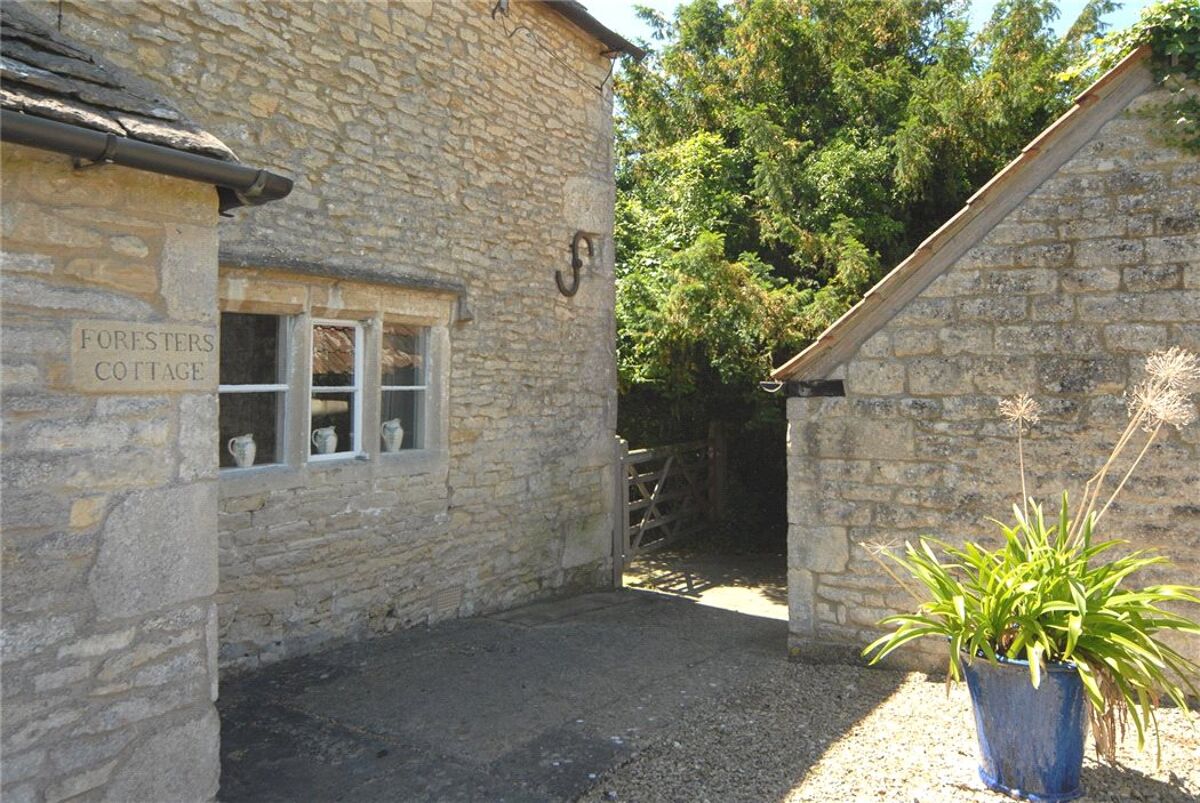 house for sale in Claypits Lane, Lypiatt, Stroud, Gloucestershire, GL6