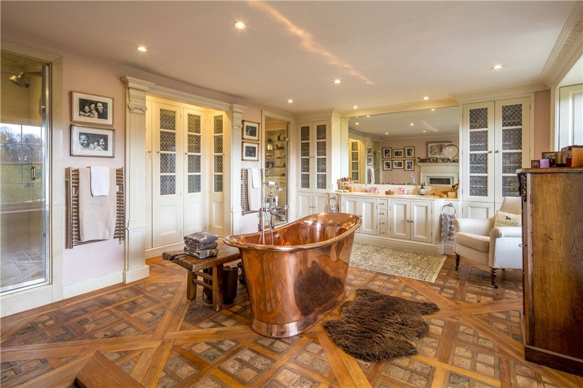 house for sale in Dursley, Gloucestershire, GL11