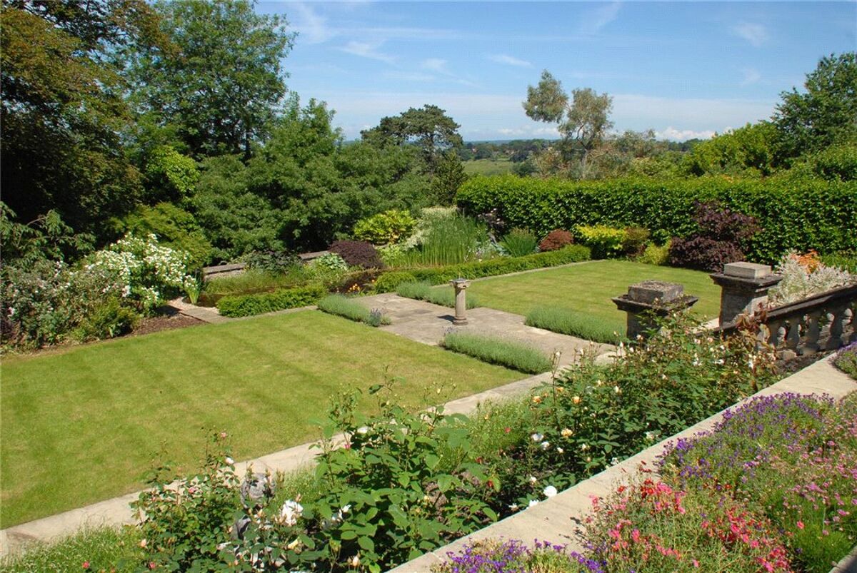 house for sale in Moor Court, Rodborough Common, Stroud, Gloucestershire, GL5 CIR180051