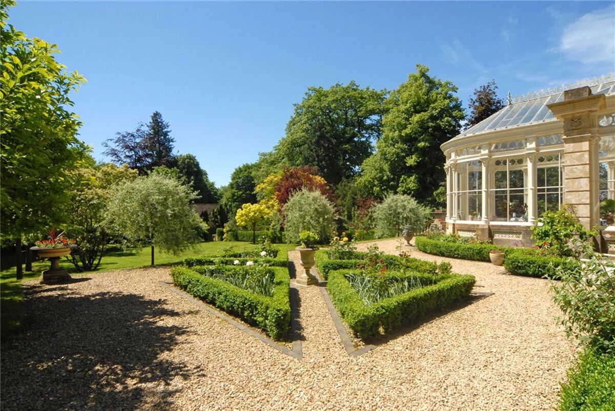 house for sale in Moor Court, Rodborough Common, Stroud, Gloucestershire, GL5 CIR180051