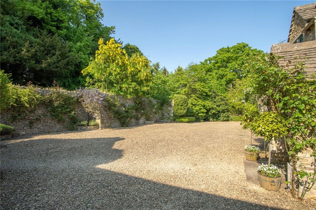 house for sale in Charlton Road, Tetbury, Gloucestershire, GL8 CIR180078 Knight Frank