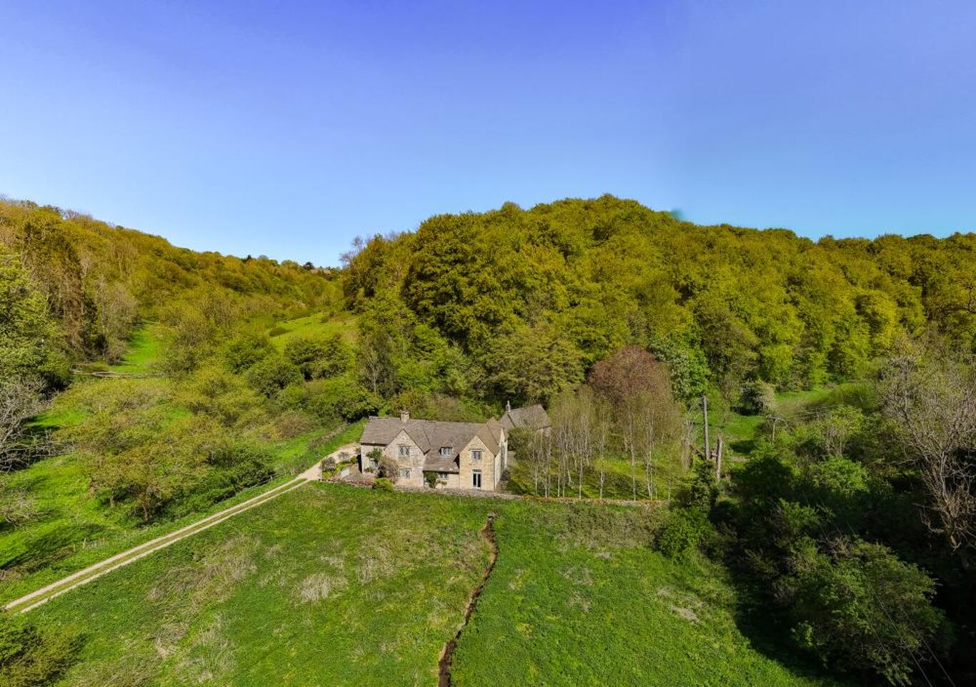 Image of Bismore, Eastcombe, Stroud, Gloucestershire, GL6