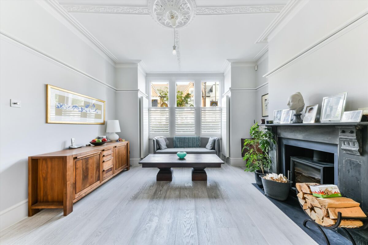 house to rent in Gosberton Road, London, SW12. CLQ012087140 Knight