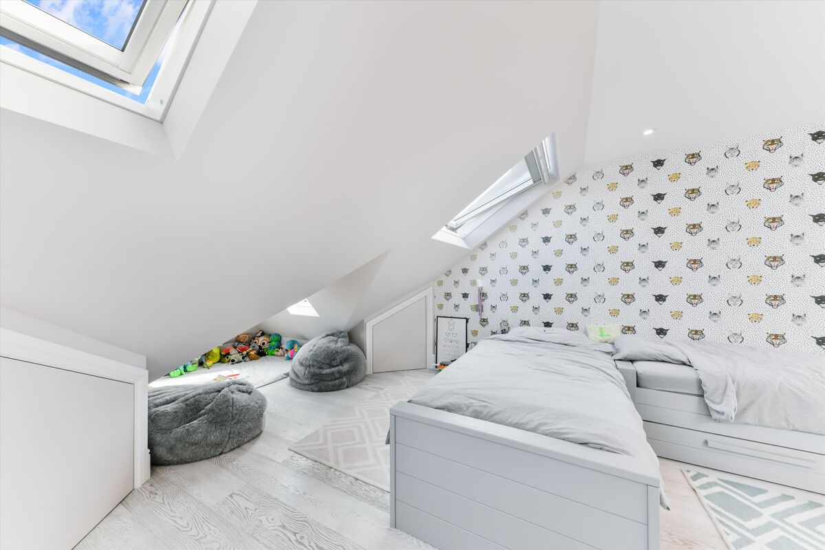 house to rent in Gosberton Road, London, SW12. CLQ012087140 Knight Frank