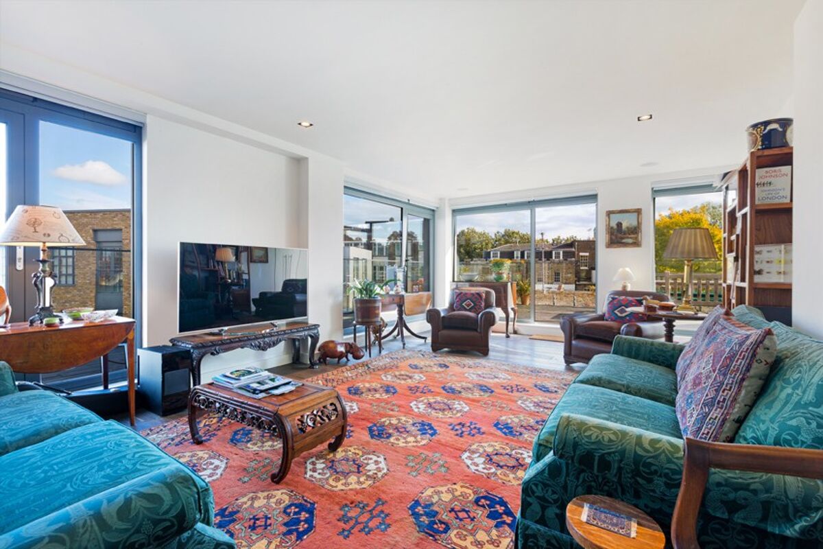 flat to rent in Macaulay Road, Clapham, London, SW4 CLQ248140