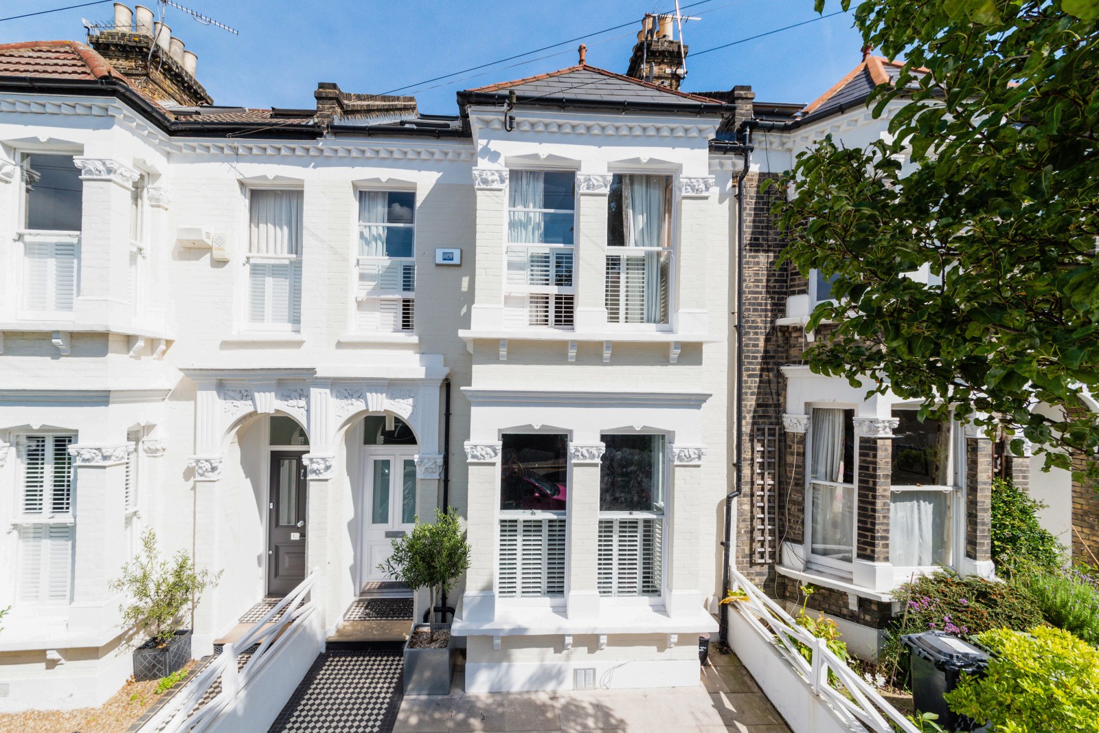 5 Bedroom House For Rent In Franconia Road Clapham