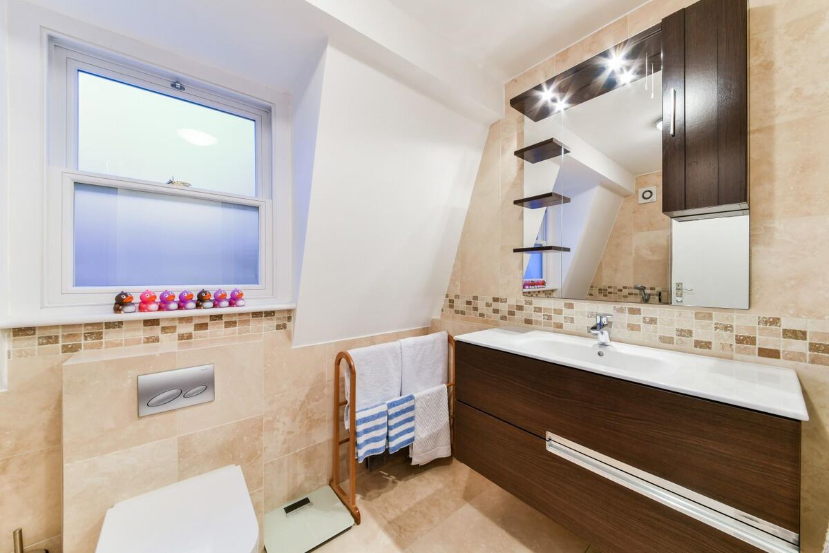 house to rent in b's Road, Battersea, London, SW11 CLQ342100 Knight Frank