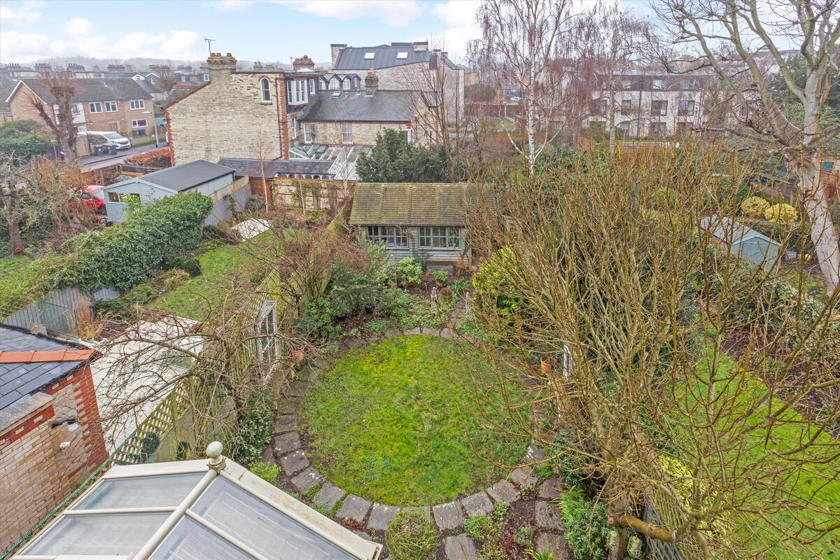 house for sale in De Freville Avenue, Cambridge, Cambridgeshire, CB4. CMB012381711 Knight Frank