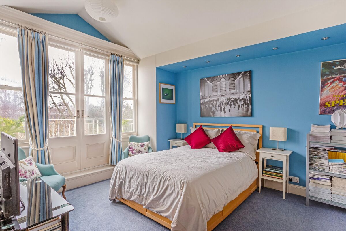 house for sale in De Freville Avenue, Cambridge, Cambridgeshire, CB4