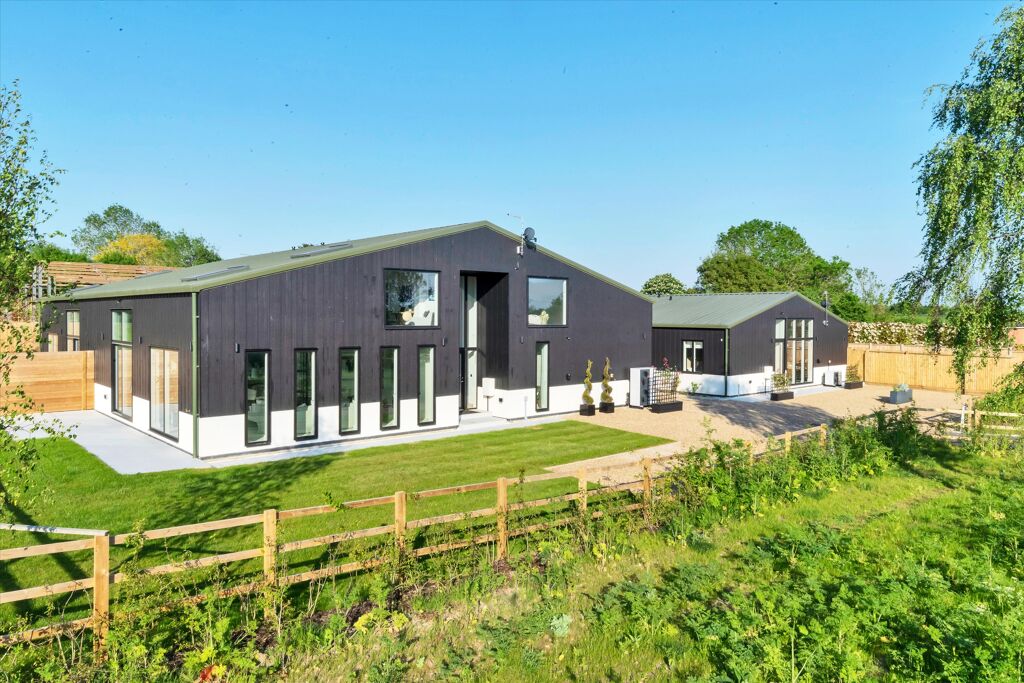 Image of Newland End Lane, Arkesden, Saffron Walden, Essex, CB11