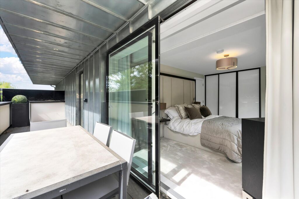 Image of Madingley Road, Cambridge, Cambridgeshire CB3