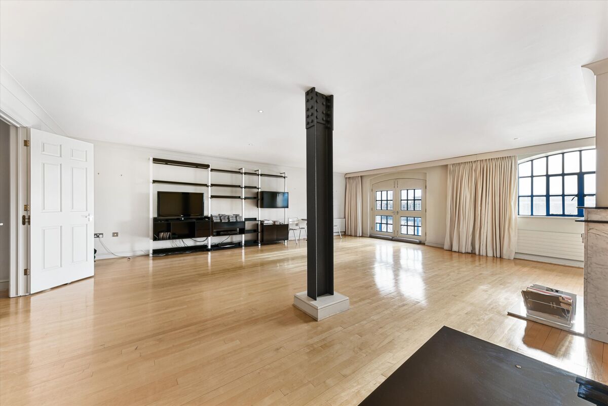 flat for sale in Millers Wharf House, 78 St Katharines Way, London, E1W