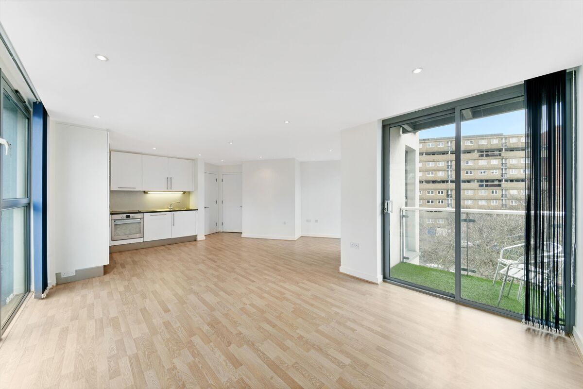 apartment for sale in Queen Of The Apartments, E14. CNW012007318