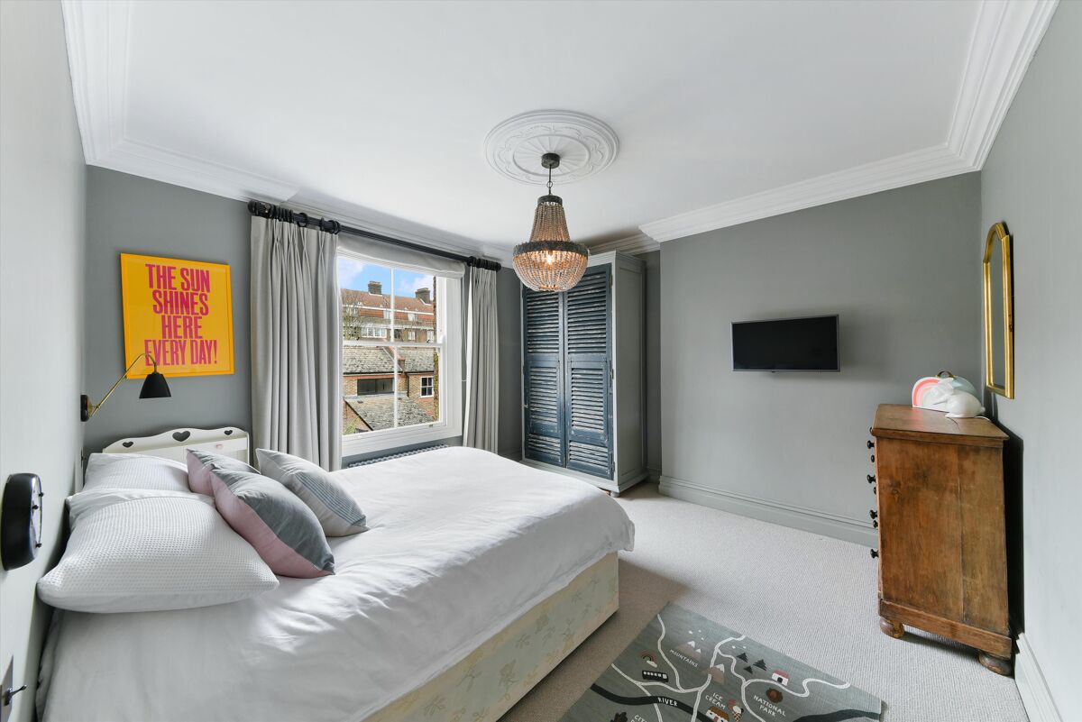 house for sale in Victoria Park Road, London, E9. CNW012007398