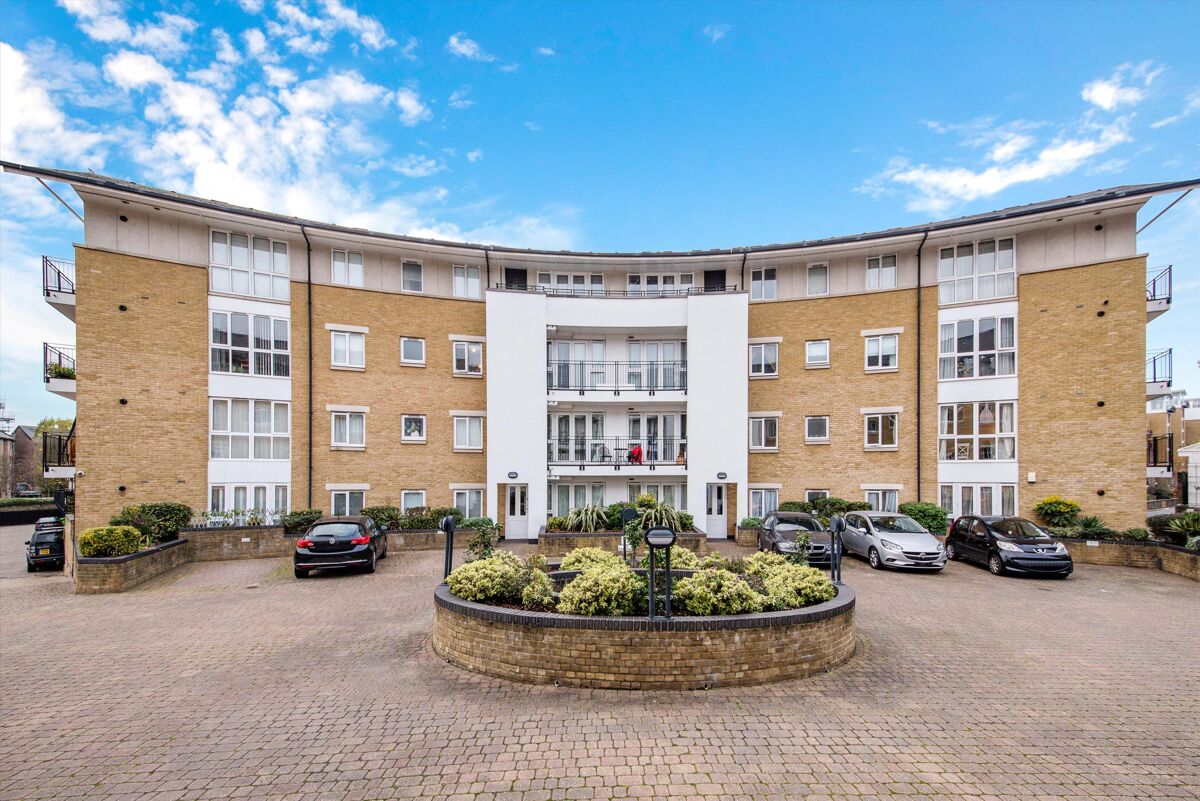apartment for sale in Hermitage Waterside, E1W CNW012030102 Knight