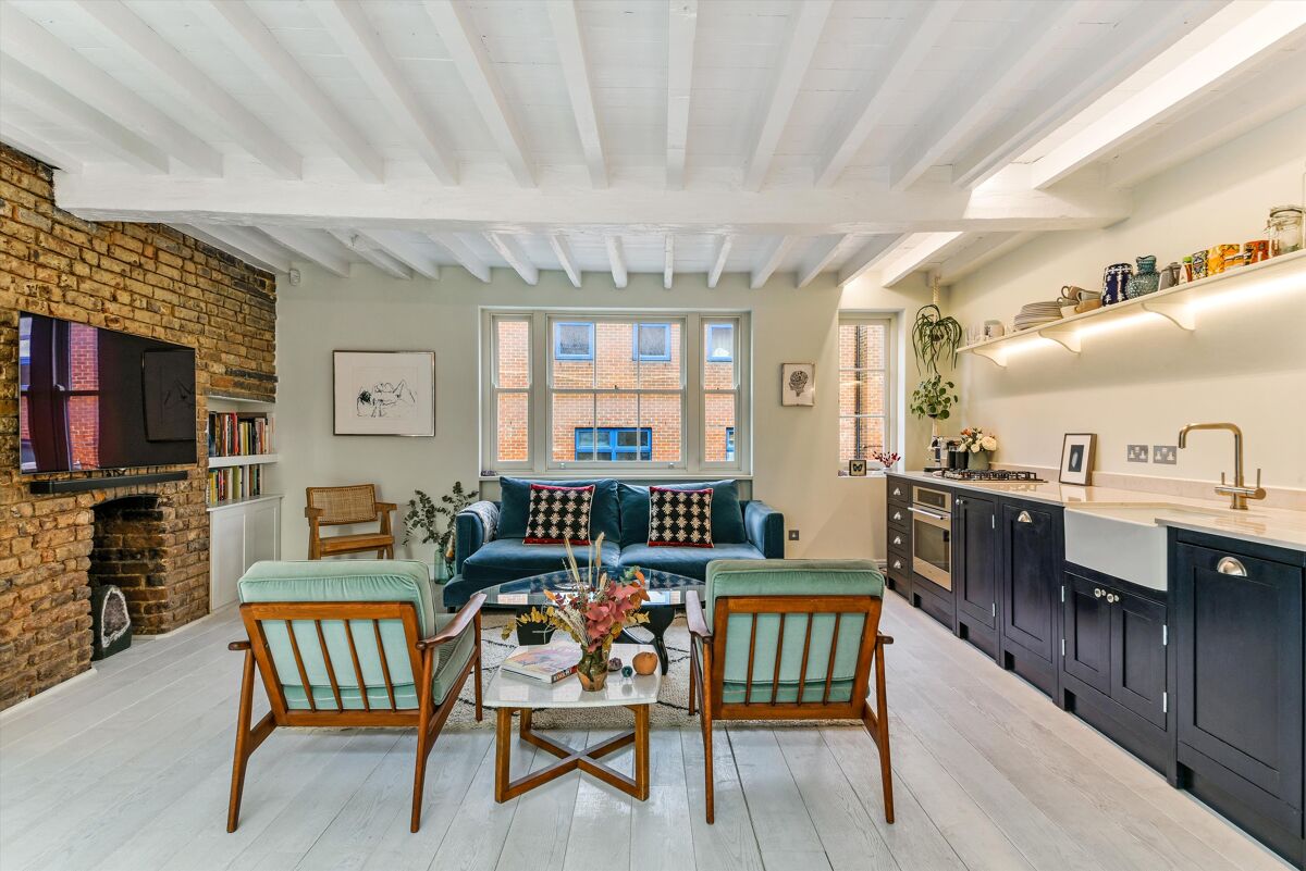 flat for sale in Cheshire Street, London, E2. CNW012051656 Knight Frank