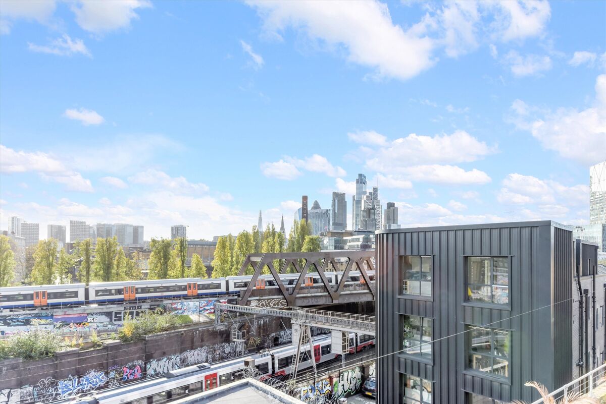 flat for sale in Cheshire Street, London, E2. CNW012051656 Knight Frank