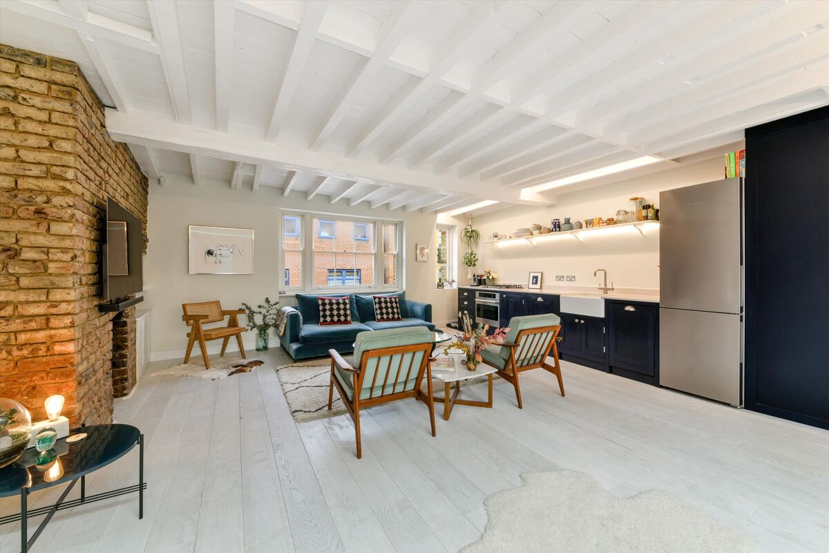 flat for sale in Cheshire Street, London, E2. CNW012051656 Knight Frank