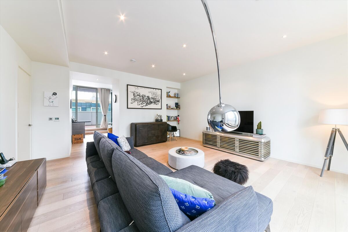 flat for sale in Baltimore Wharf, London, E14 CNW012074070 Knight Frank