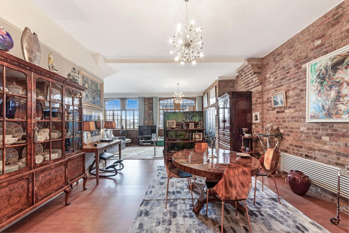 flat for sale in Telfords Yard, E1W CNW012099517 Knight Frank