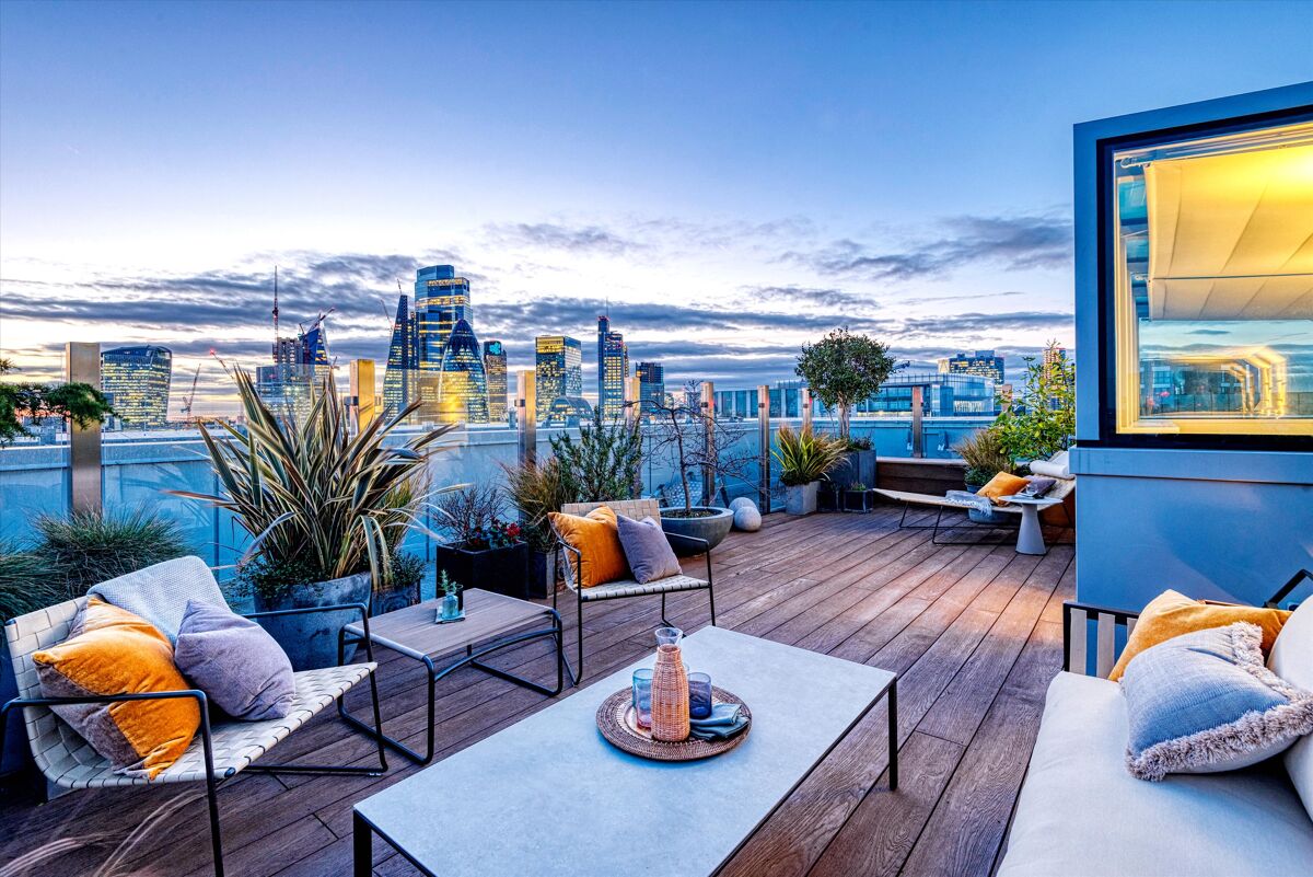 penthouse for sale in Cashmere House, London E1 CNW012127167 Knight
