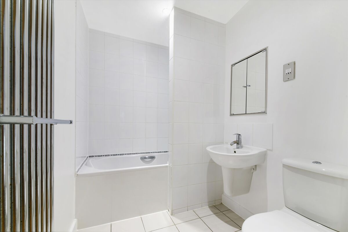 flat for sale in Marmara Apartments, 13 Western Gateway, Royal Docks