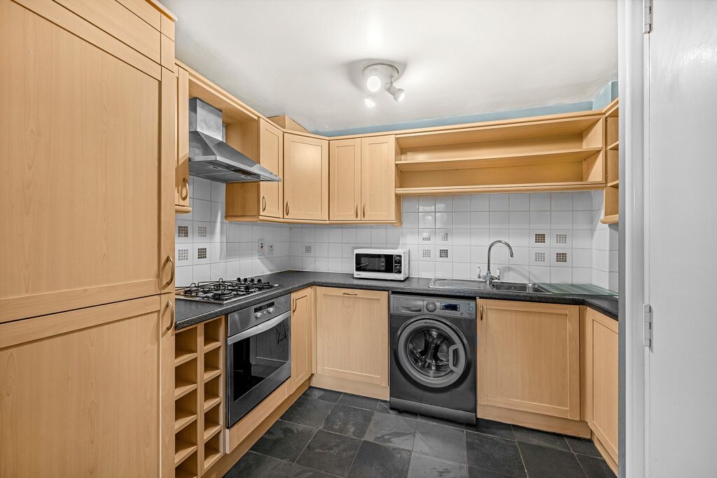 Image of Leeward Court, Asher Way, Wapping, London, E1W