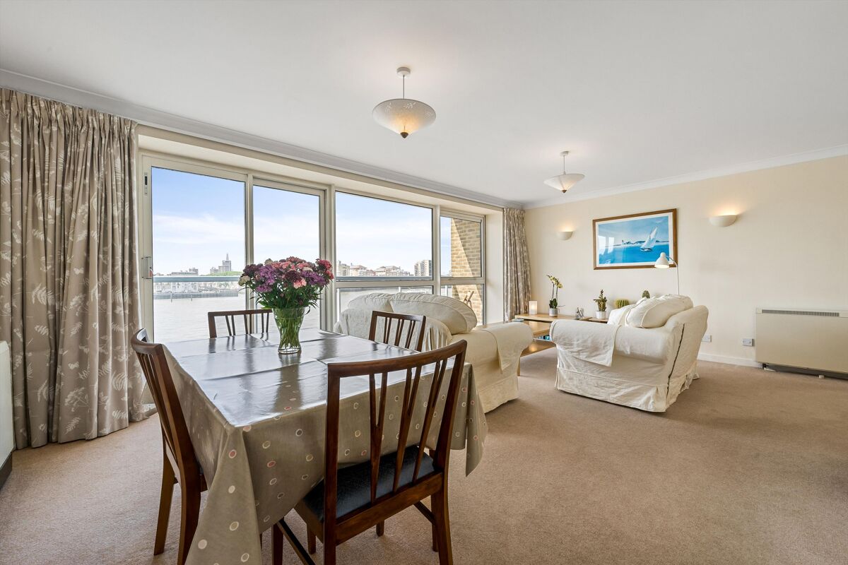 flat for sale in Arnhem Wharf, E14 CNW012165861 Knight Frank
