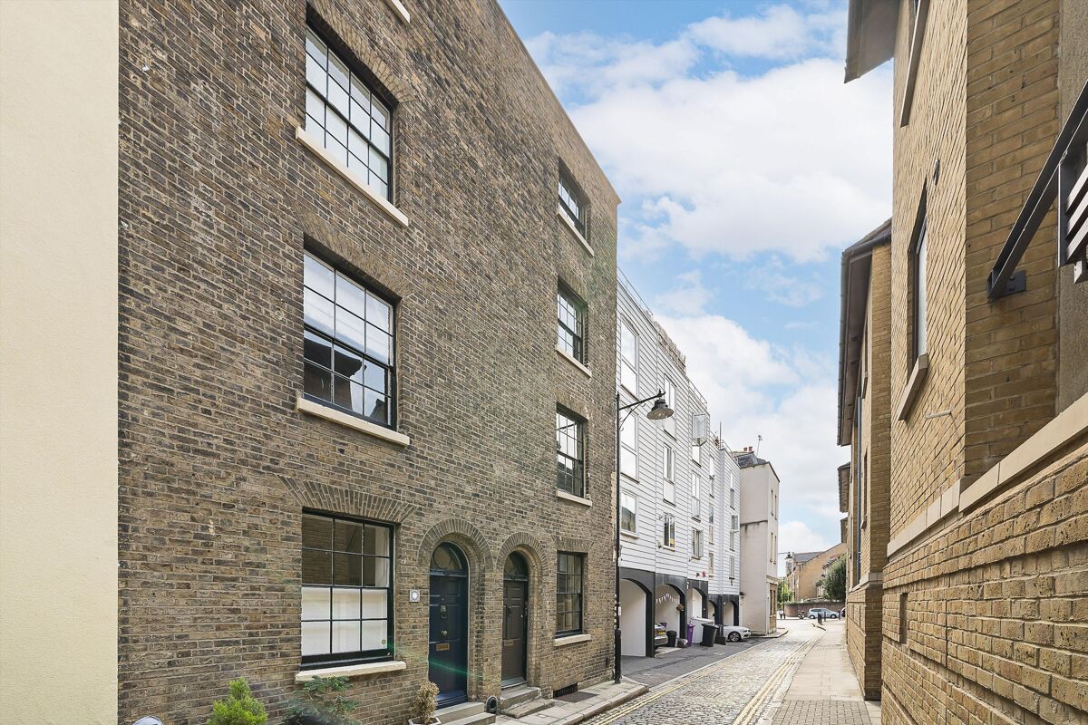 house for sale in Coldharbour, London, E14 CNW012269967 Knight Frank