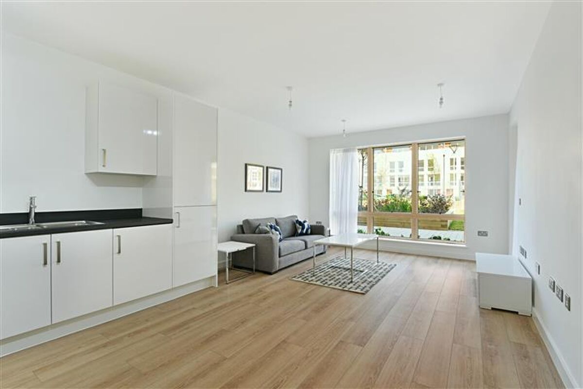 flat for sale in Eddington Court, 1 Silvertown Square, E16