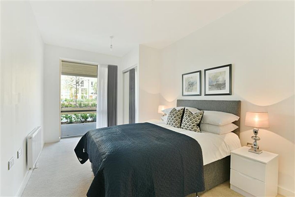 flat for sale in Eddington Court, 1 Silvertown Square, E16