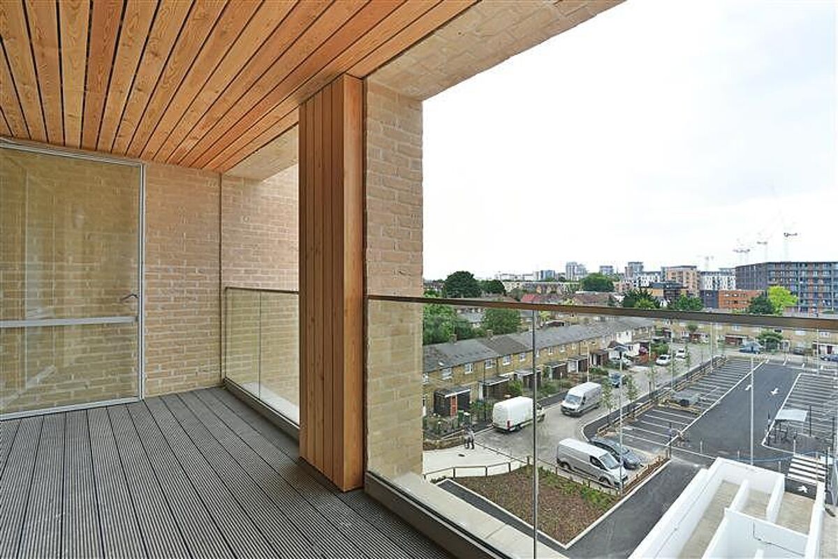 flat for sale in Eddington Court, 1 Silvertown Square, E16