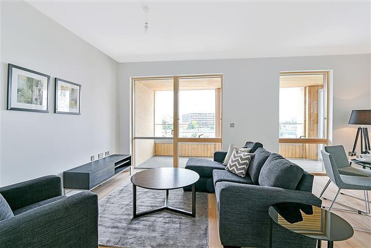 flat for sale in Eddington Court, 1 Silvertown Square, E16