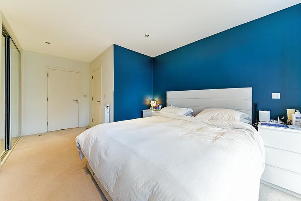 flat for sale in Binnacle House, 21 Wapping Lane, E1W CNW012379678