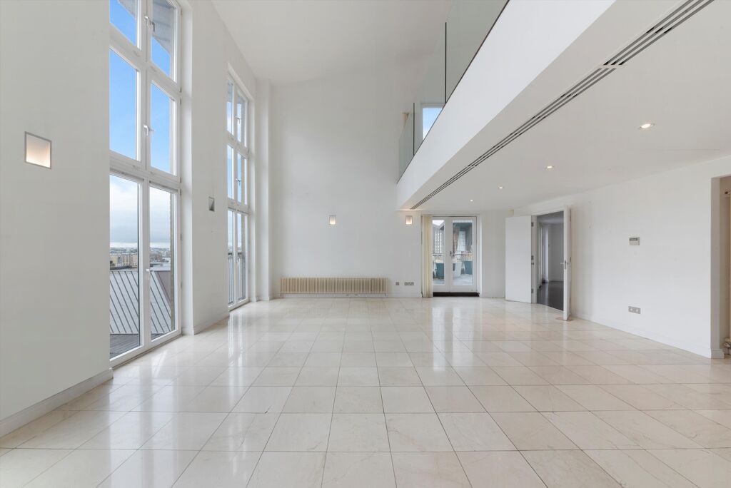 Image of Vanguard Building, 18 Westferry Road, London, E14.