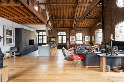 Picture of 2 bedroom warehouse conversion for sale.